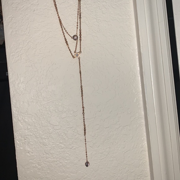 Kendra Scott necklace - Picture 2 of 4